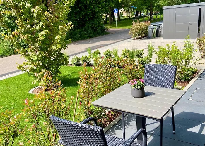 Halbstueck - Am Kropsbachpark